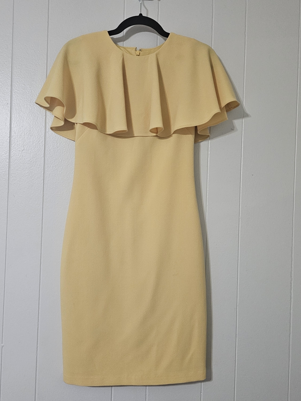 Vince Camuto Yellow Cape Sleeve Sheath Dress Size 2 Elegant Mod Chic